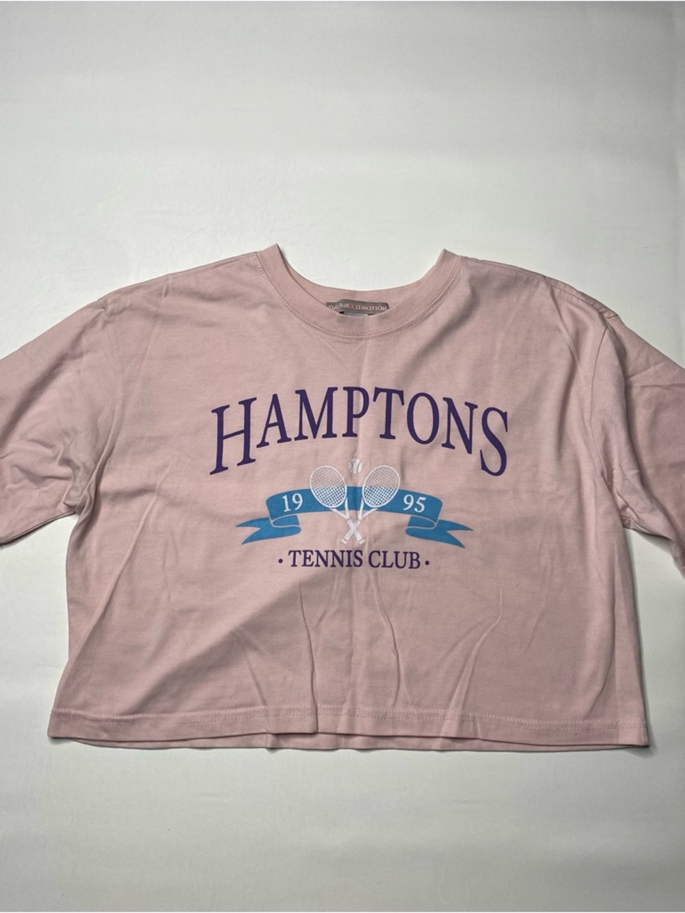 Balanced Motion Hamptons Tennis Club Cropped Graphic Tee - Light Pink